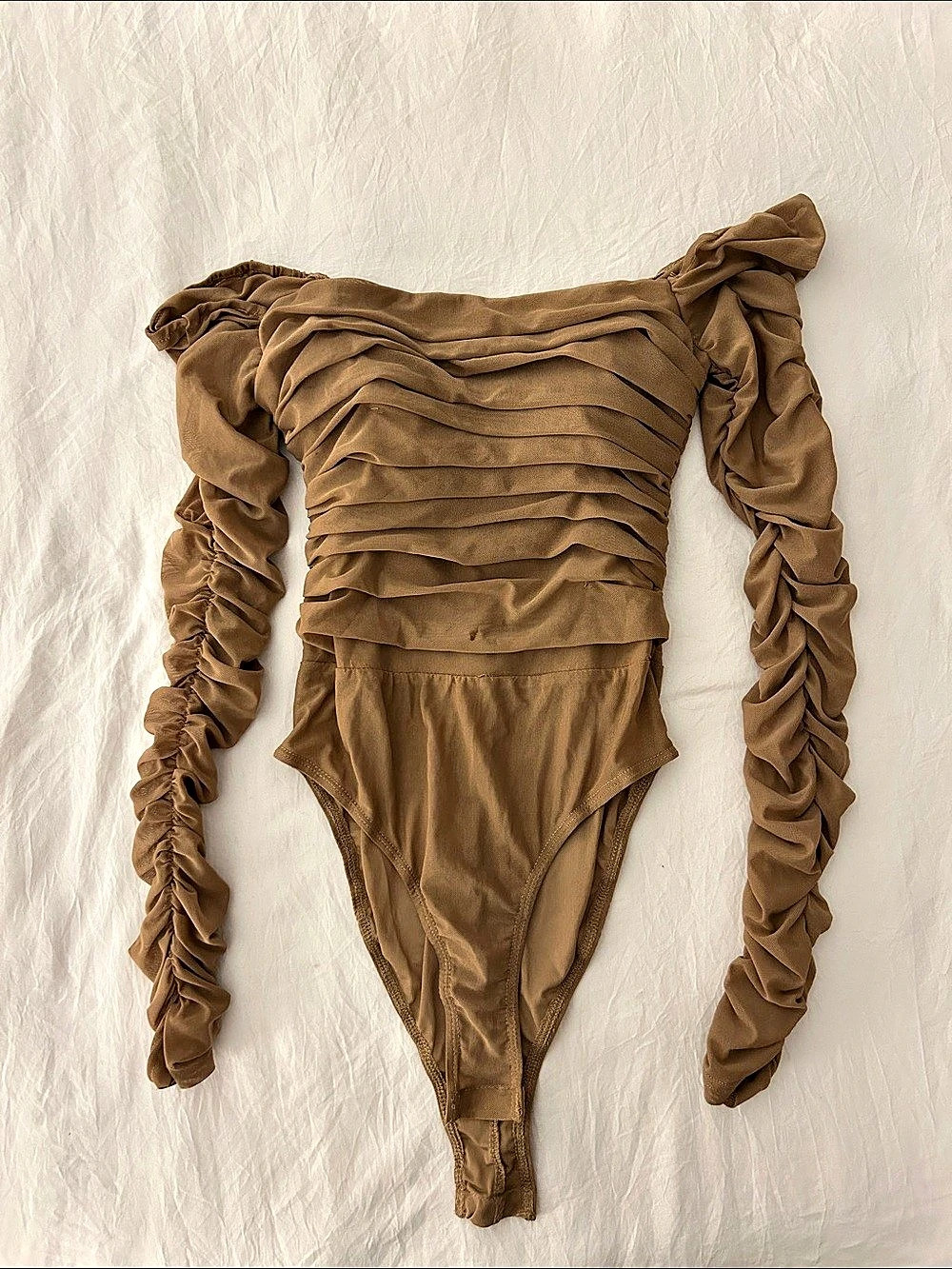 Ruched Off-Shoulder Bodysuit in Brown Like New